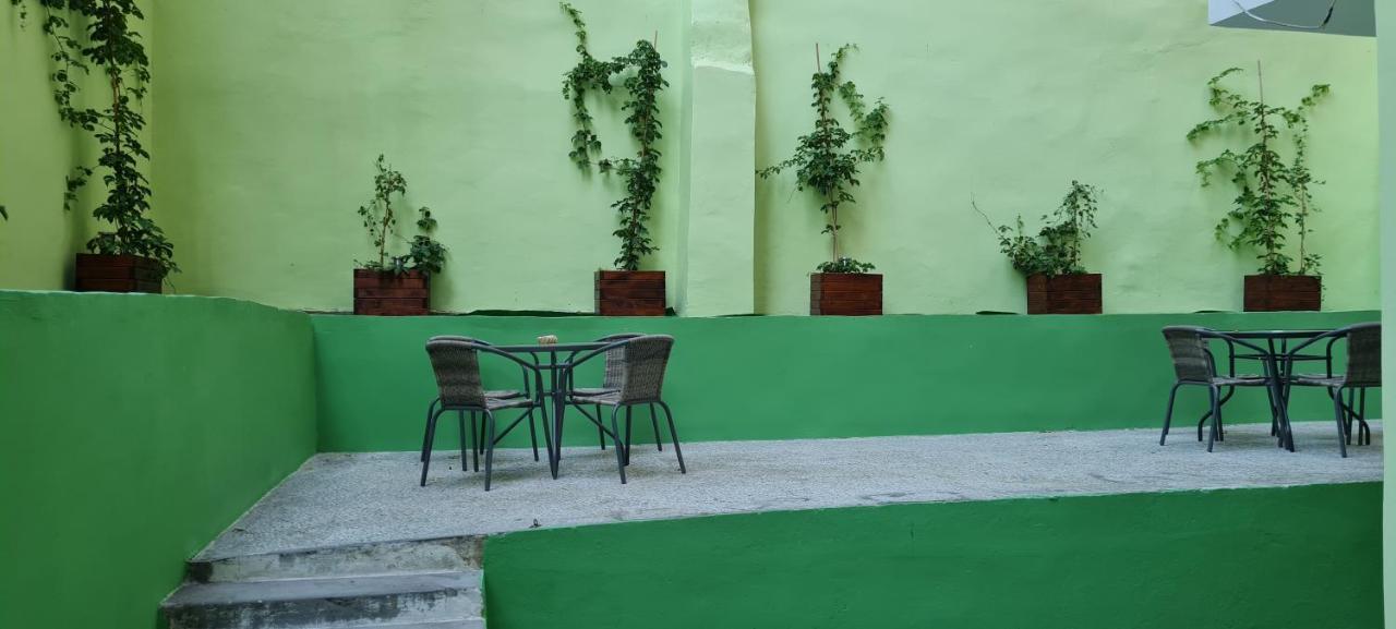 Cozy Apartment With Garden Near Town Center, Fully Renovated. Atena Exterior foto
