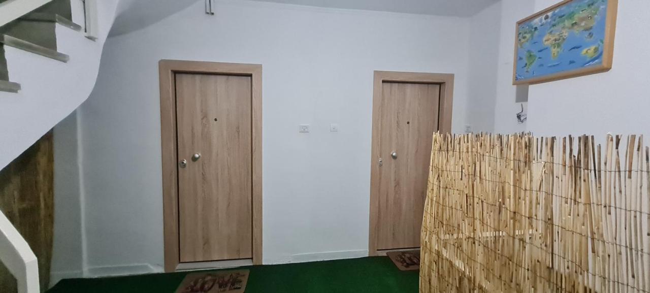 Cozy Apartment With Garden Near Town Center, Fully Renovated. Atena Exterior foto